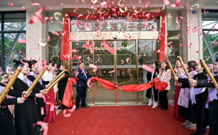 成都月子中心盛大開業(yè)，國色天香店開業(yè)活動圓滿結(jié)束1